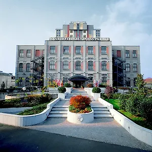 4* Ξενοδοχείο Starhotels Business Palace